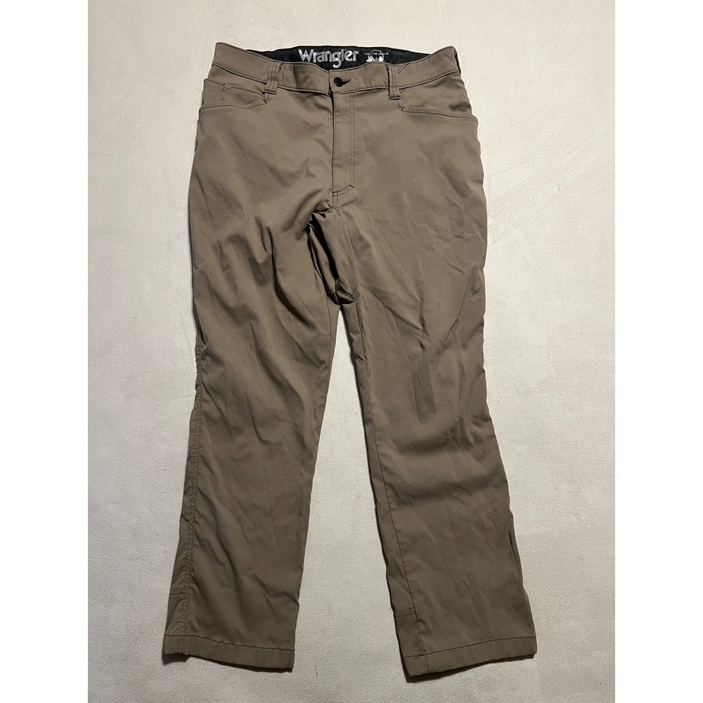 Wrangler Outdoor Series Mens 36x30 Beige Stretch Utility Hiking Pants